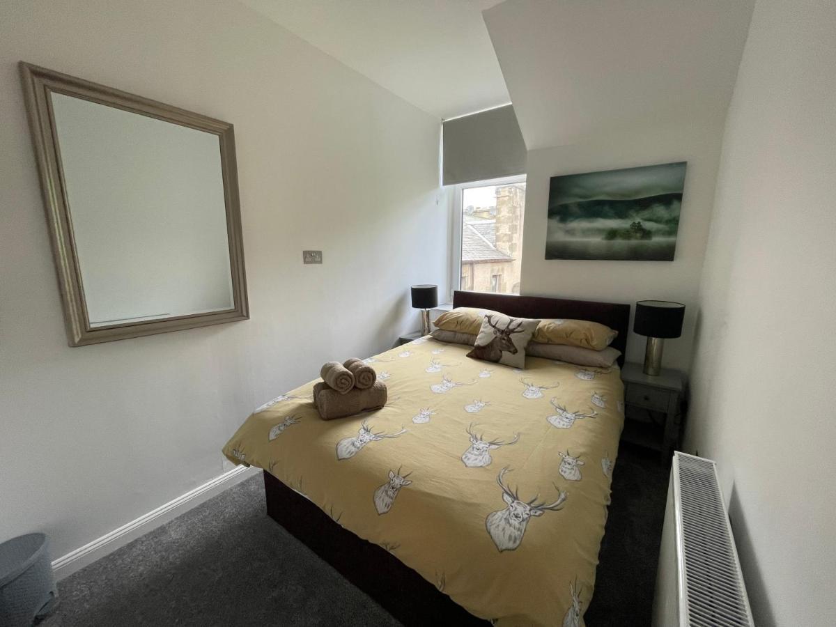 Crown Aros Beag, Ultra City Central 2 Bedroom Apartment With Free Parking Onsite Inverness Dış mekan fotoğraf